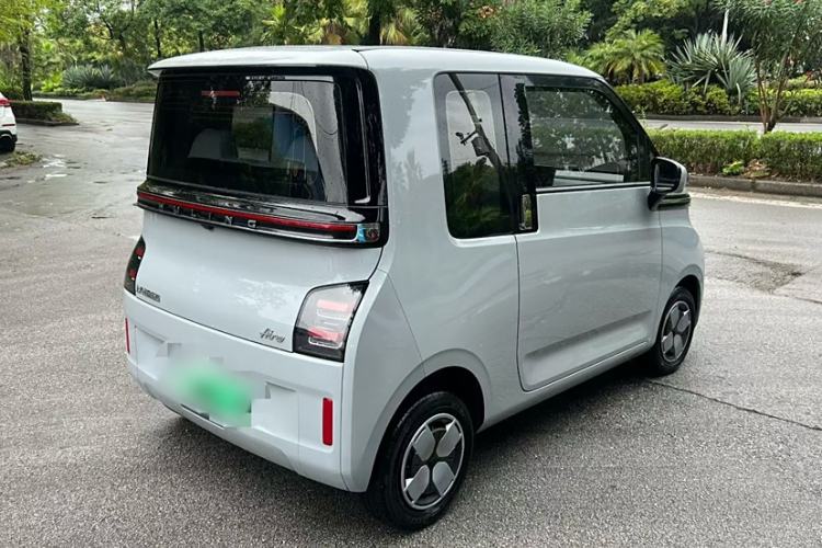 Used Wuling Air ev 2023 - Four Seats - Advanced Edition Exterior 3