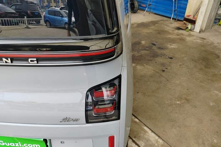 Used Wuling Air ev 2023 - Four Seats - Advanced Edition Exterior 3