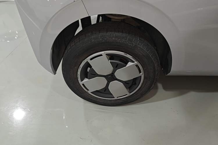 Used Wuling Air ev 2023 - Four Seats - Advanced Edition Exterior 5