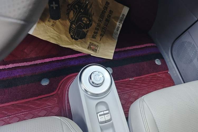 Used Wuling Air ev 2023 - Four Seats - Advanced Edition Gear Lever