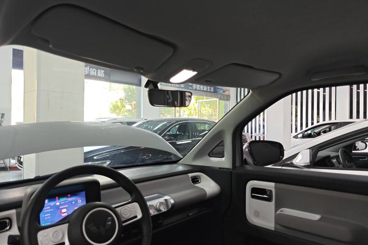 Used Wuling Air ev 2023 - Four Seats - Standard Edition Headliner