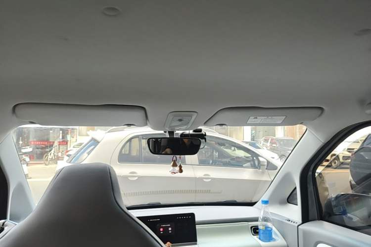 Used Wuling Air ev 2023 - Four Seats - Advanced Edition Headliner