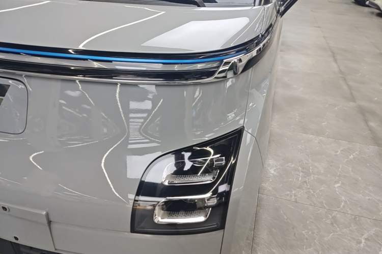 Used Wuling Air ev 2023 - Four Seats - Advanced Edition Left Front Headlight