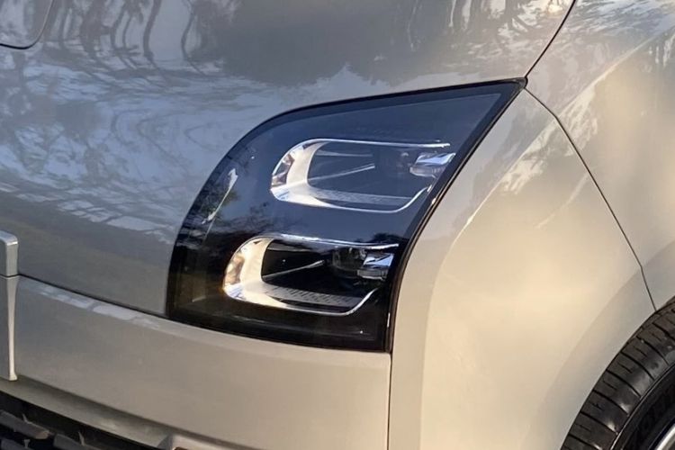 Used Wuling Air ev 2023 - Four Seats - Advanced Edition Left Front Headlight