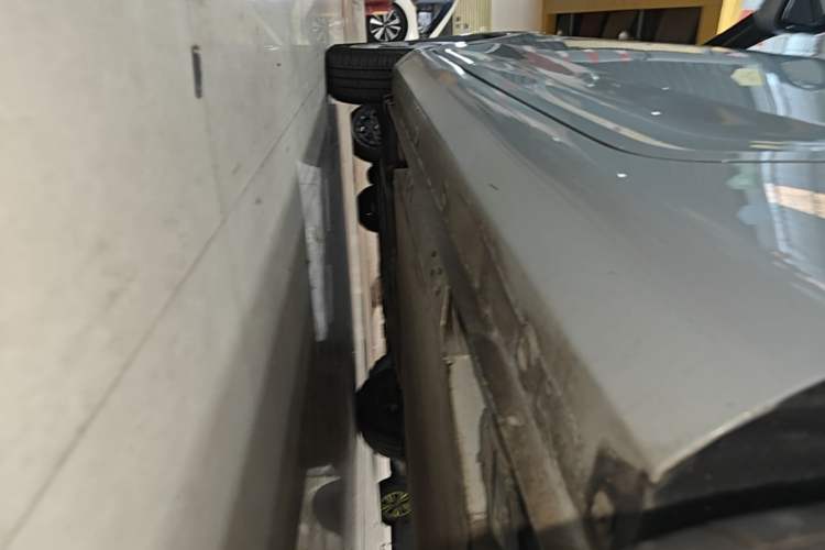 Used Wuling Air ev 2023 - Four Seats - Advanced Edition Left Side Sill