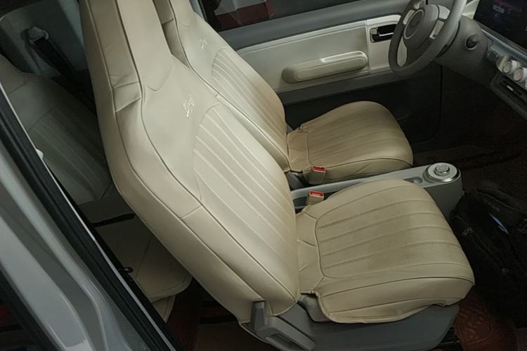 Used Wuling Air ev 2023 - Four Seats - Advanced Edition Right Front Seat