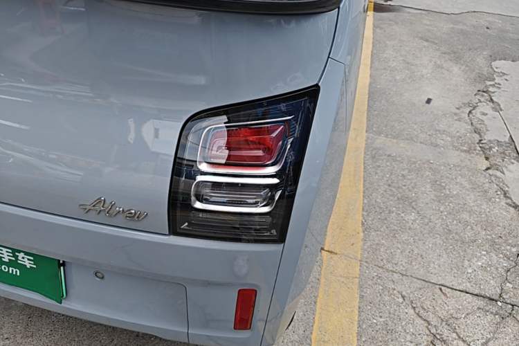 Used Wuling Air ev 2023 – Two-Seater - Standard Edition Right Rear Taillight