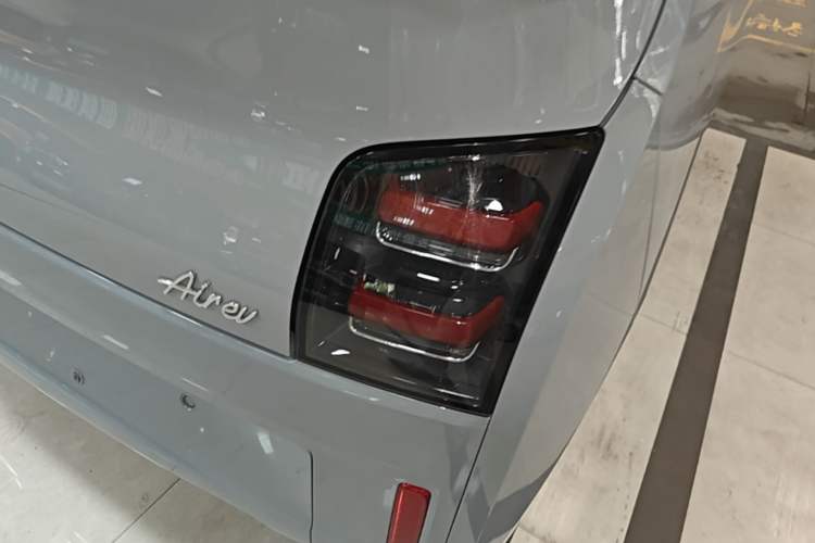 Used Wuling Air ev 2023 - Four Seats - Advanced Edition Right Rear Taillight