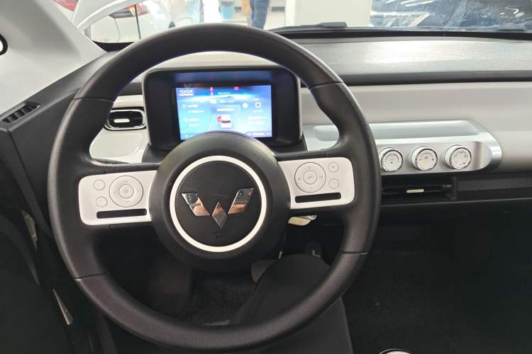 Used Wuling Air ev 2023 - Four Seats - Standard Edition Steering Wheel