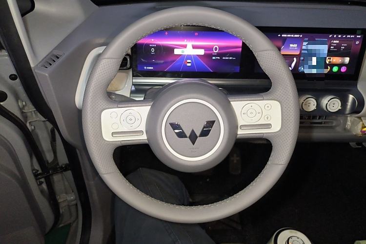 Used Wuling Air ev 2023 - Four Seats - Advanced Edition Steering Wheel