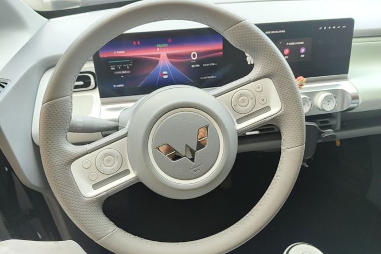 Used Wuling Air ev 2023 - Four Seats - Advanced Edition Steering Wheel