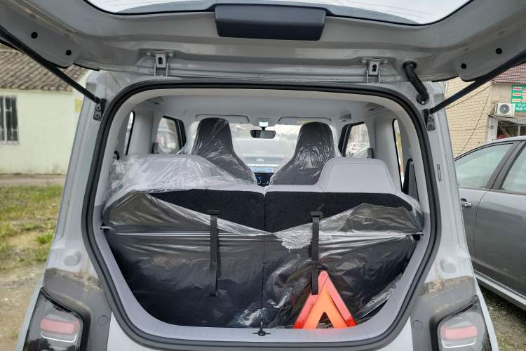Used Wuling Air ev 2023 - Four Seats - Advanced Edition Trunk