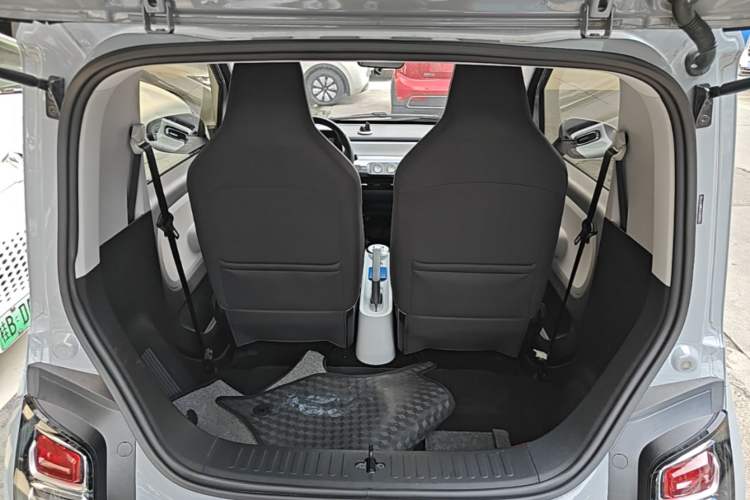 Used Wuling Air ev 2023 – Two-Seater - Standard Edition Trunk