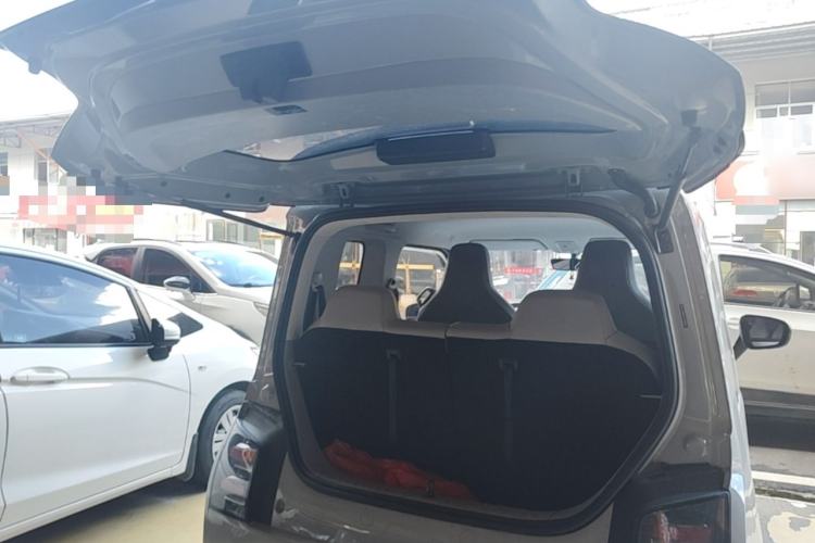 Used Wuling Air ev 2023 - Four Seats - Advanced Edition Trunk
