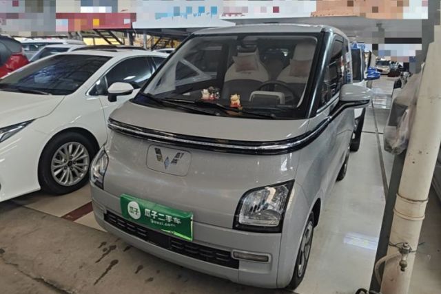 Used Wuling Air ev 2023 - Four Seats - Standard Edition