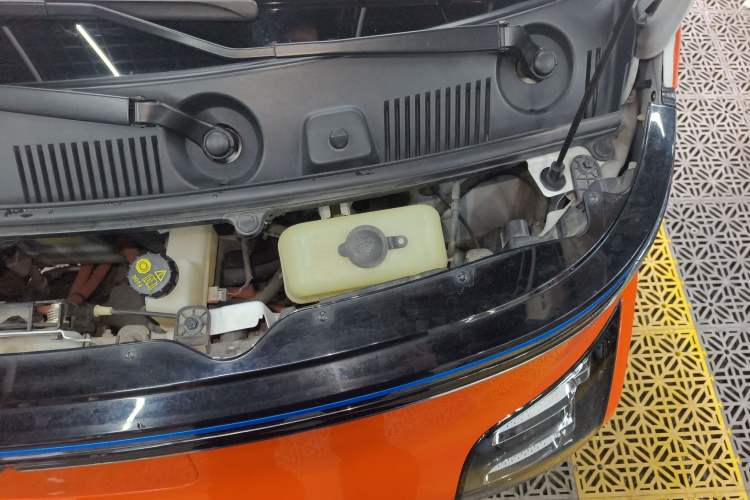 Used Wuling Air ev 2023 - Four Seats - Advanced Edition Engine Bay Left