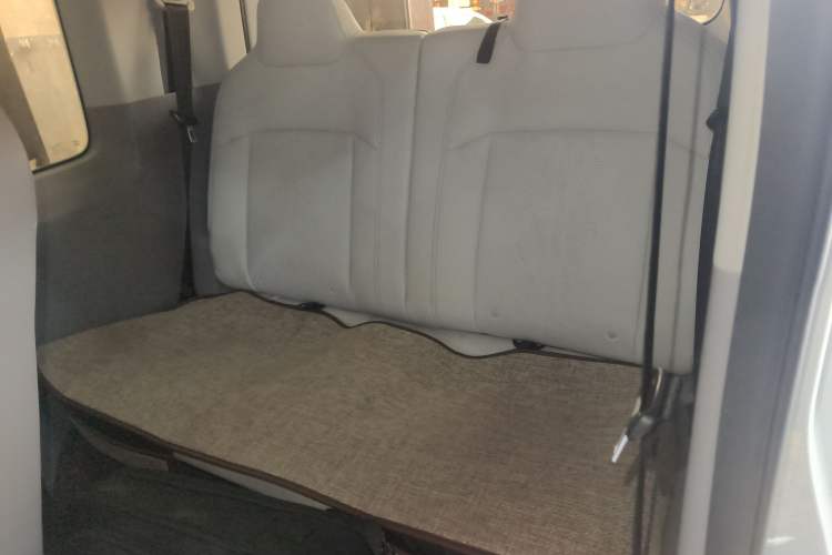 Used Wuling Air ev 2023 - Four Seats - Advanced Edition Left Rear Seat
