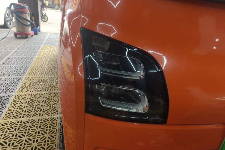 Used Wuling Air ev 2023 - Four Seats - Advanced Edition Right Front Headlight