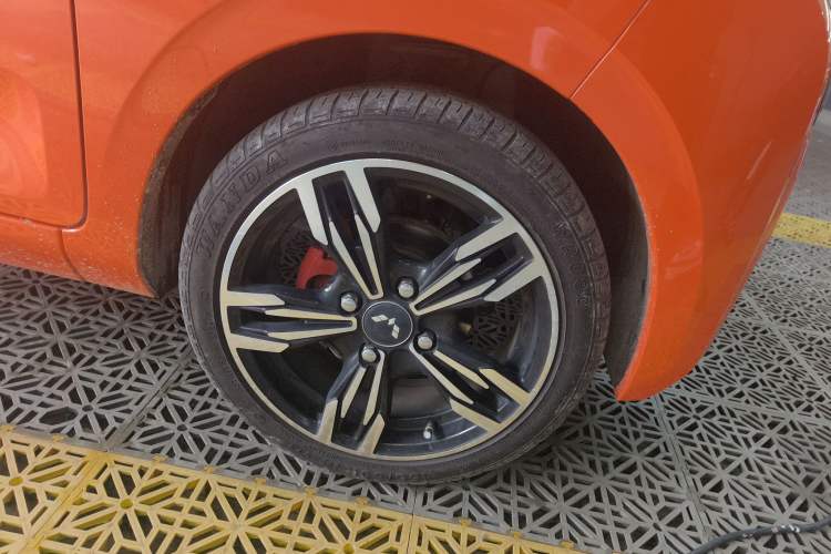 Used Wuling Air ev 2023 - Four Seats - Advanced Edition Right Front Wheel Hub