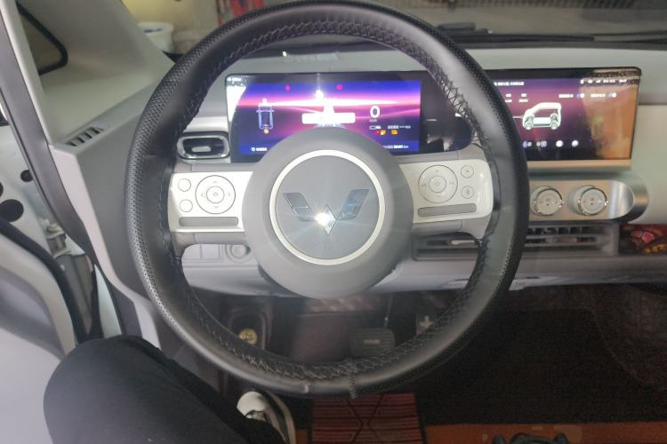 Used Wuling Air ev 2023 - Four Seats - Advanced Edition Steering Wheel