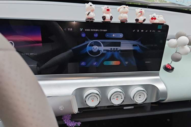 Used Wuling Air ev 2023 - Four Seats - Advanced Edition Audio And AC Panel