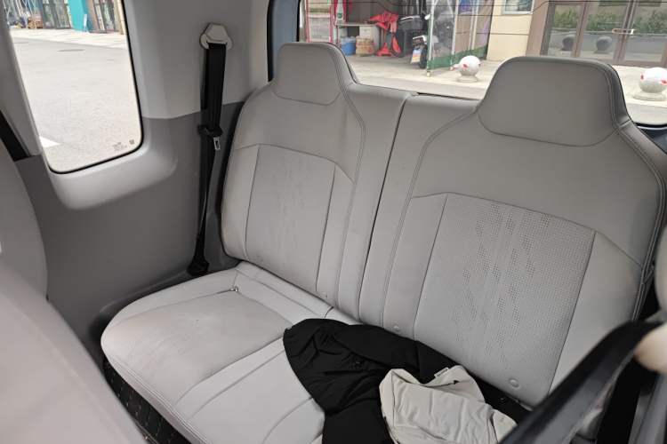 Used Wuling Air ev 2023 - Four Seats - Advanced Edition Left Rear Seat