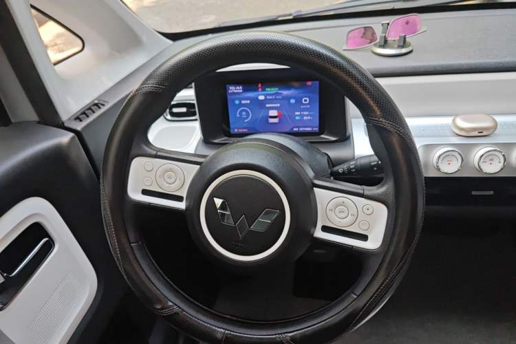 Used Wuling Air ev 2023 – Two-Seater - Standard Edition Steering Wheel