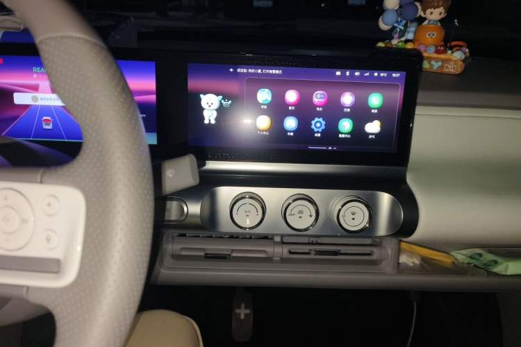 Used Wuling Air ev 2023 - Four Seats - Advanced Edition Audio And AC Panel
