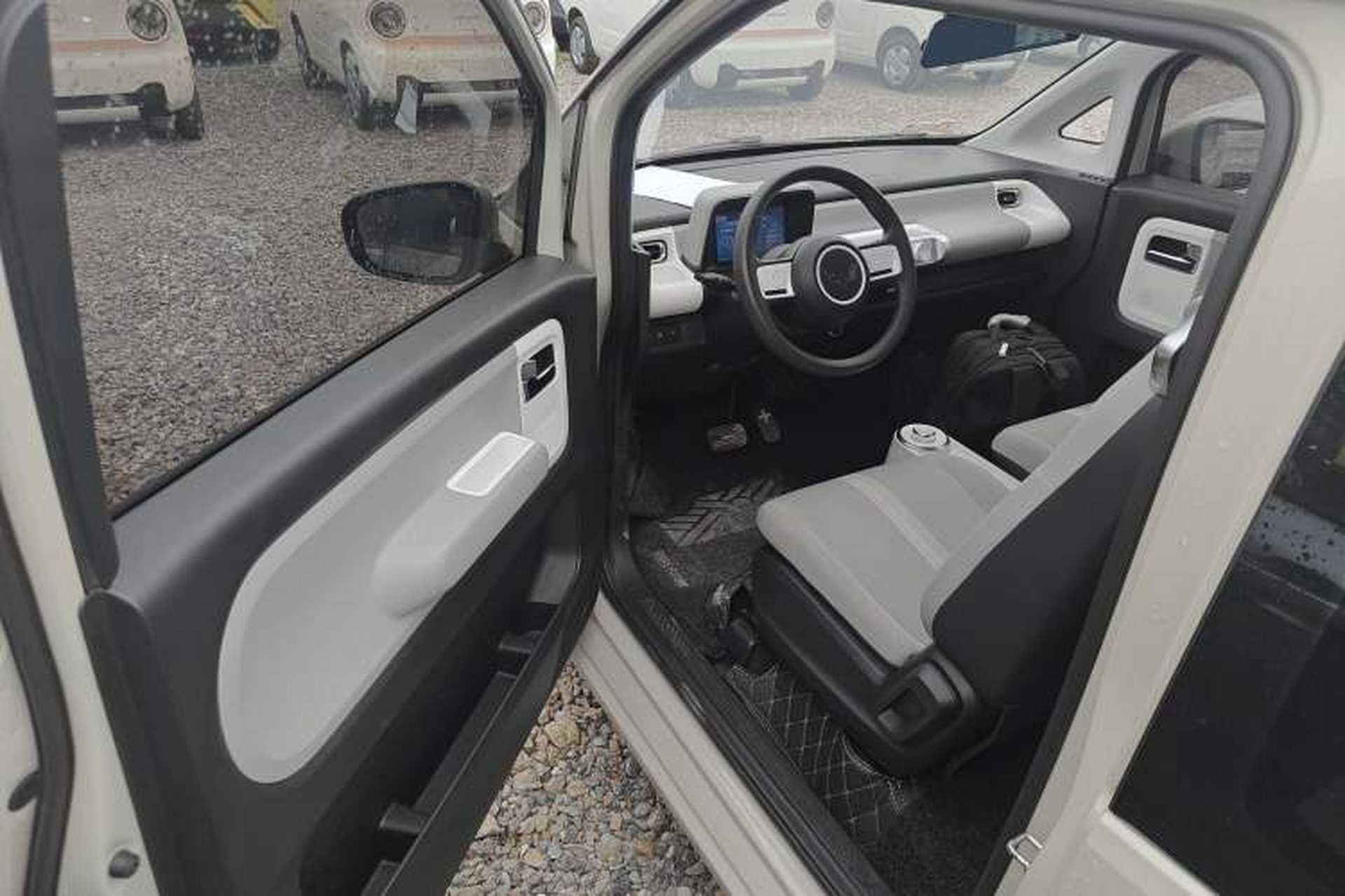 Used Wuling Air ev 2023 - Four Seats - Standard Edition Driver Seat
