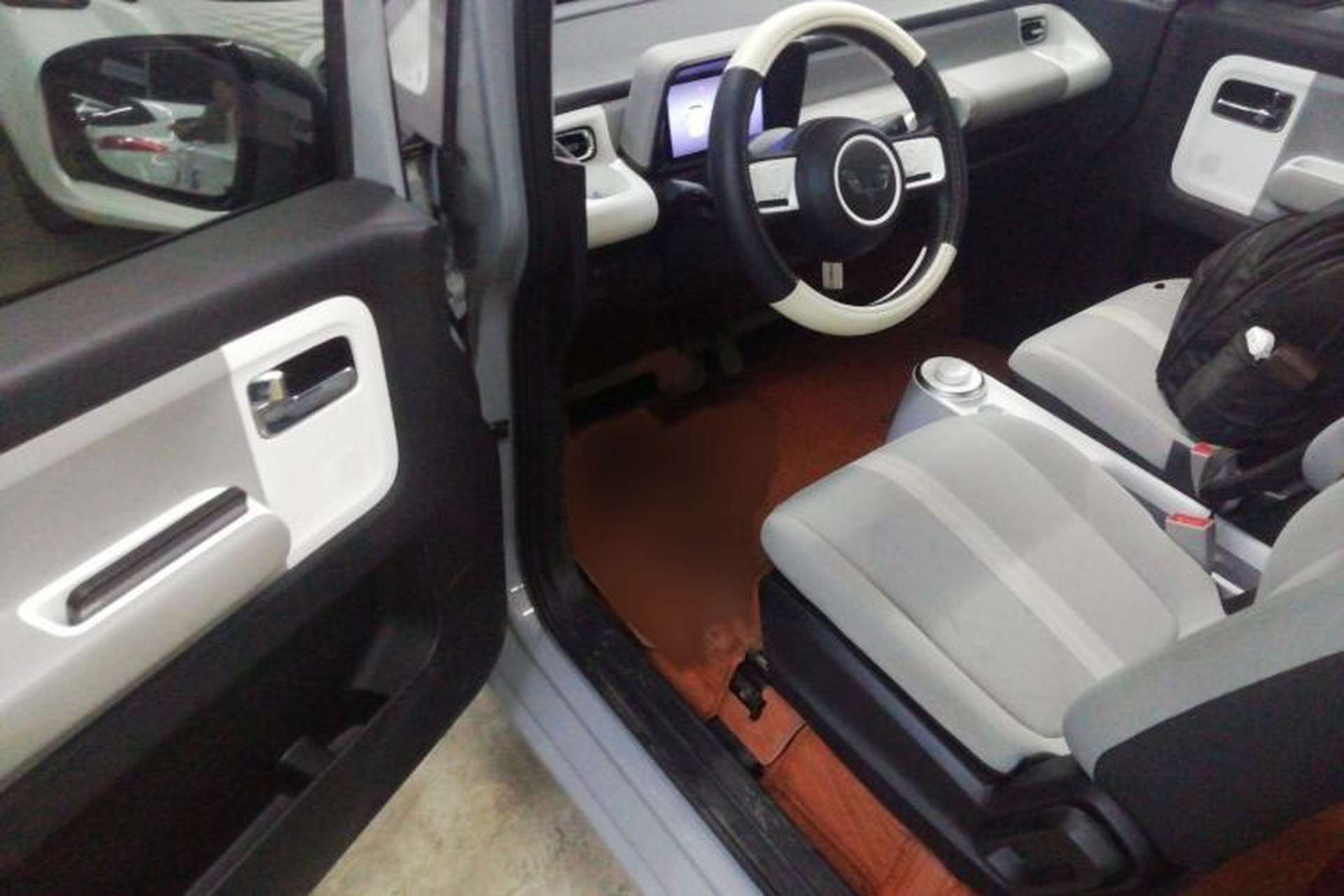 Used Wuling Air ev 2023 - Four Seats - Standard Edition Interior 3