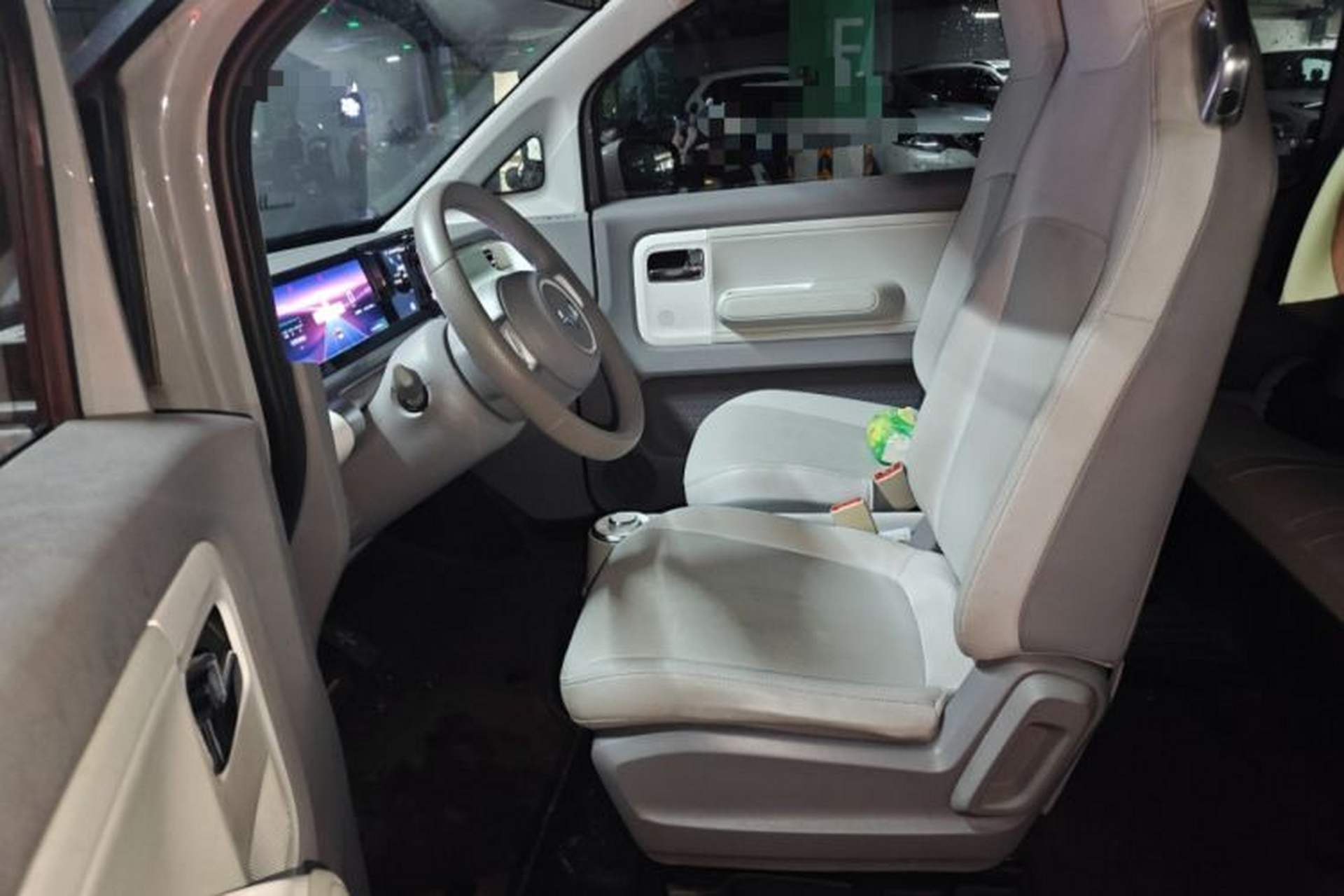 Used Wuling Air ev 2023 - Four Seats - Advanced Edition Left Front Seat
