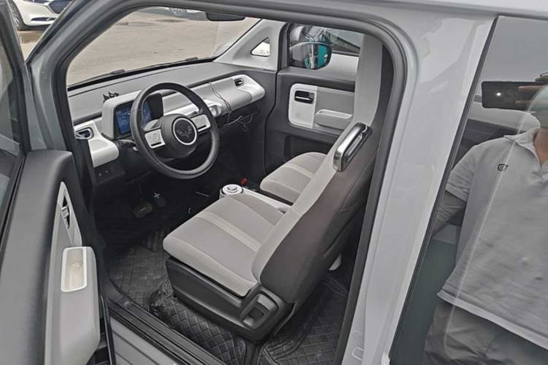 Used Wuling Air ev 2023 - Four Seats - Standard Edition Left Front Seat