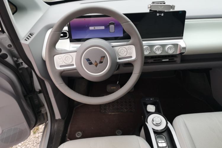 Used Wuling Air ev 2023 - Four Seats - Advanced Edition Steering Wheel