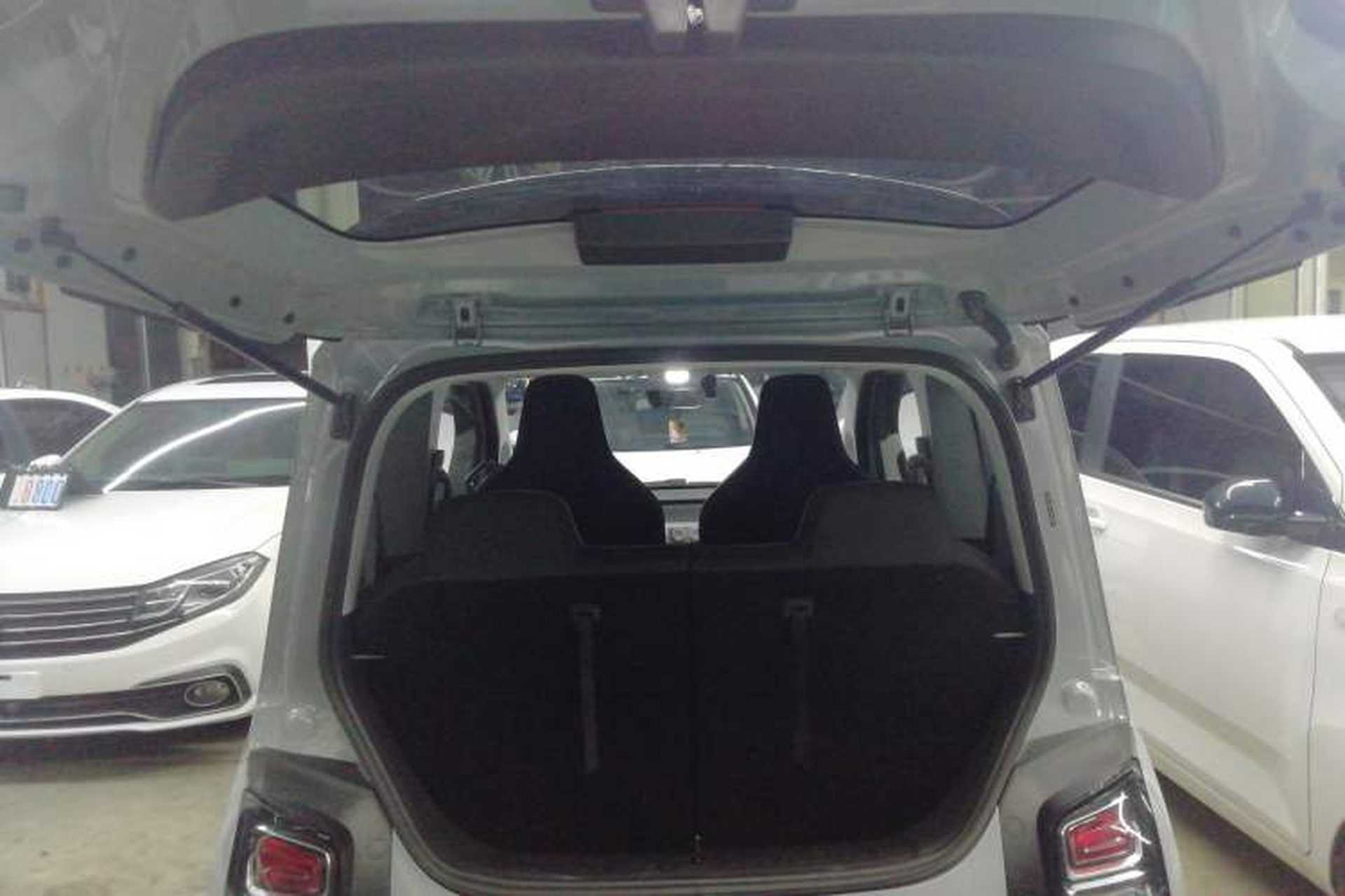 Used Wuling Air ev 2023 - Four Seats - Standard Edition Trunk