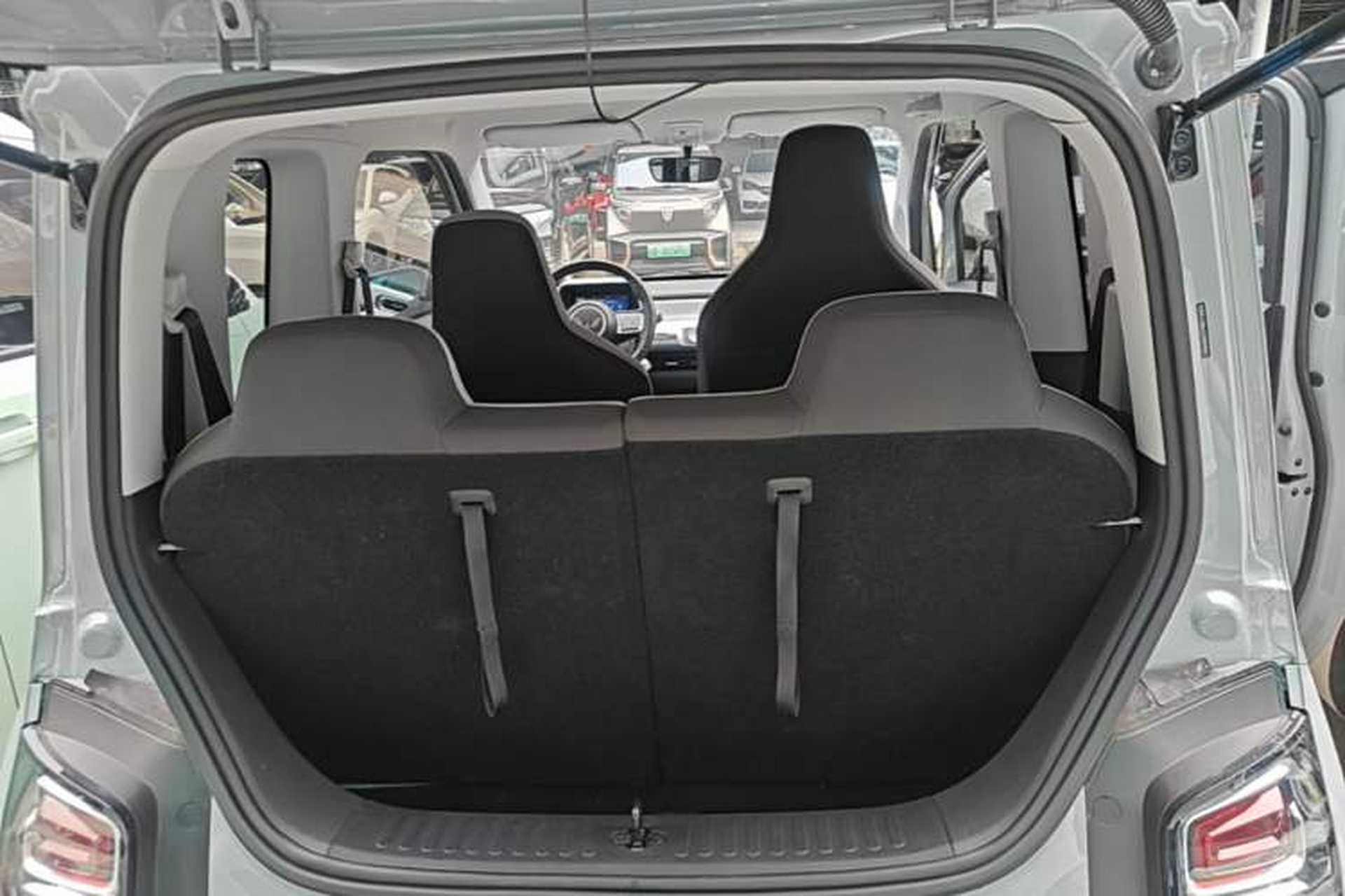 Used Wuling Air ev 2023 - Four Seats - Standard Edition Trunk