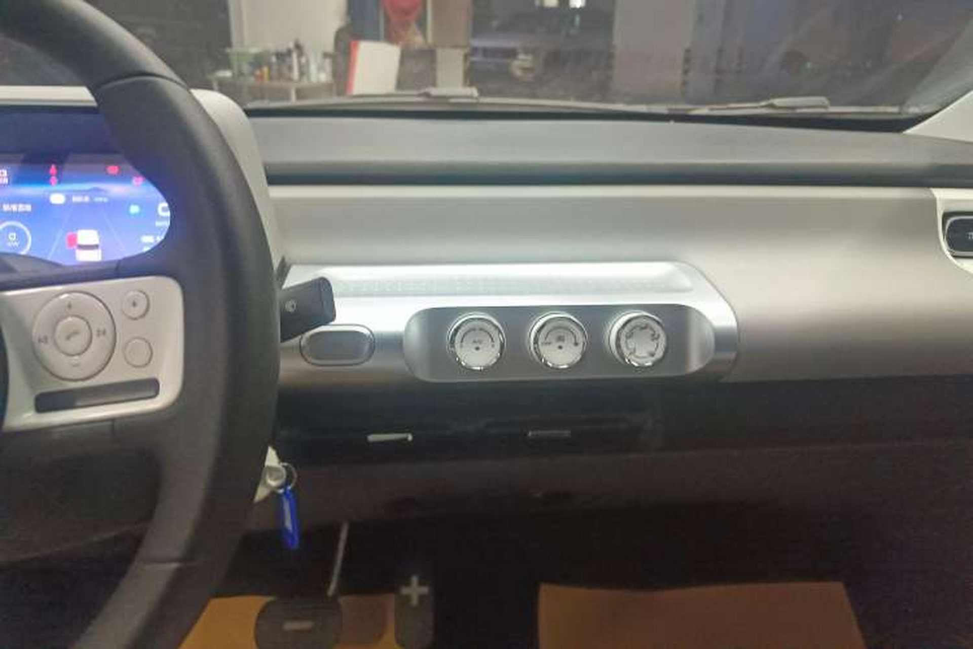 Used Wuling Air ev 2023 - Four Seats - Standard Edition Audio And AC Panel