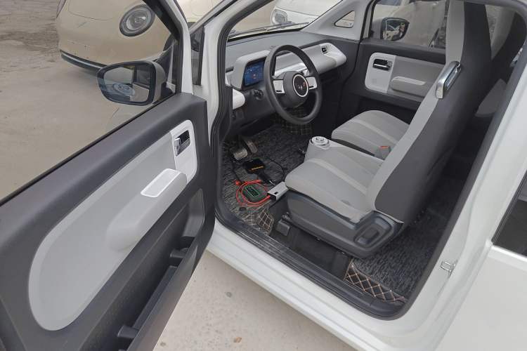 Used Wuling Air ev 2023 - Four Seats - Standard Edition Driver Seat