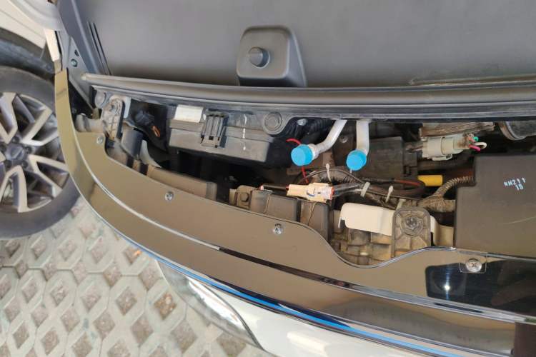 Used Wuling Air ev 2023 - Four Seats - Advanced Edition Engine Bay Right