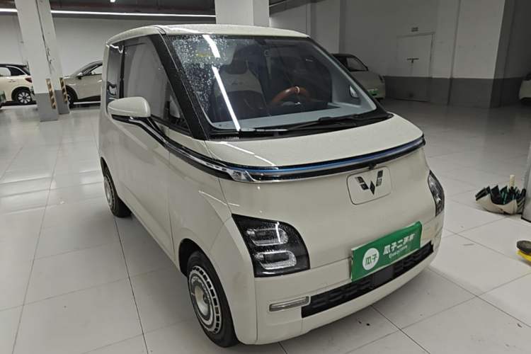 Used Wuling Air ev 2023 - Four Seats - Advanced Edition Exterior 1