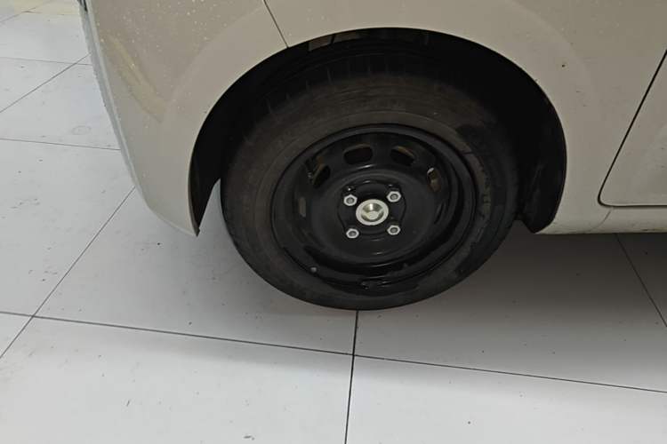 Used Wuling Air ev 2023 - Four Seats - Advanced Edition Exterior 4