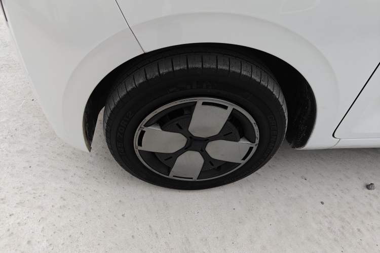 Used Wuling Air ev 2023 - Four Seats - Standard Edition Exterior 4