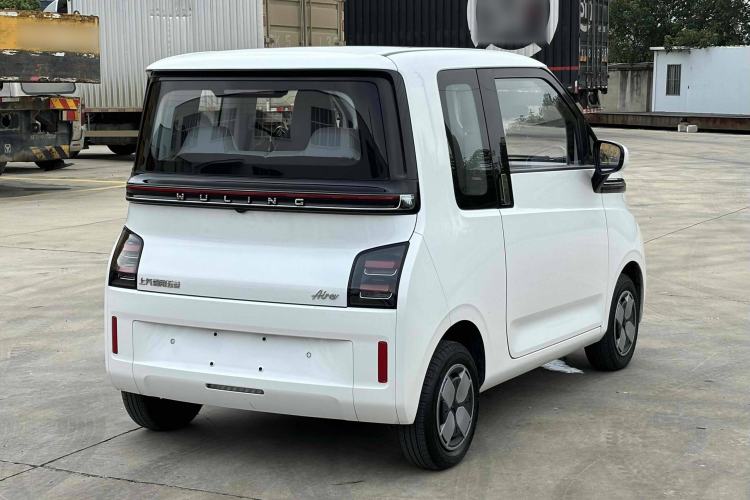 Used Wuling Air ev 2023 - Four Seats - Advanced Edition Exterior 4
