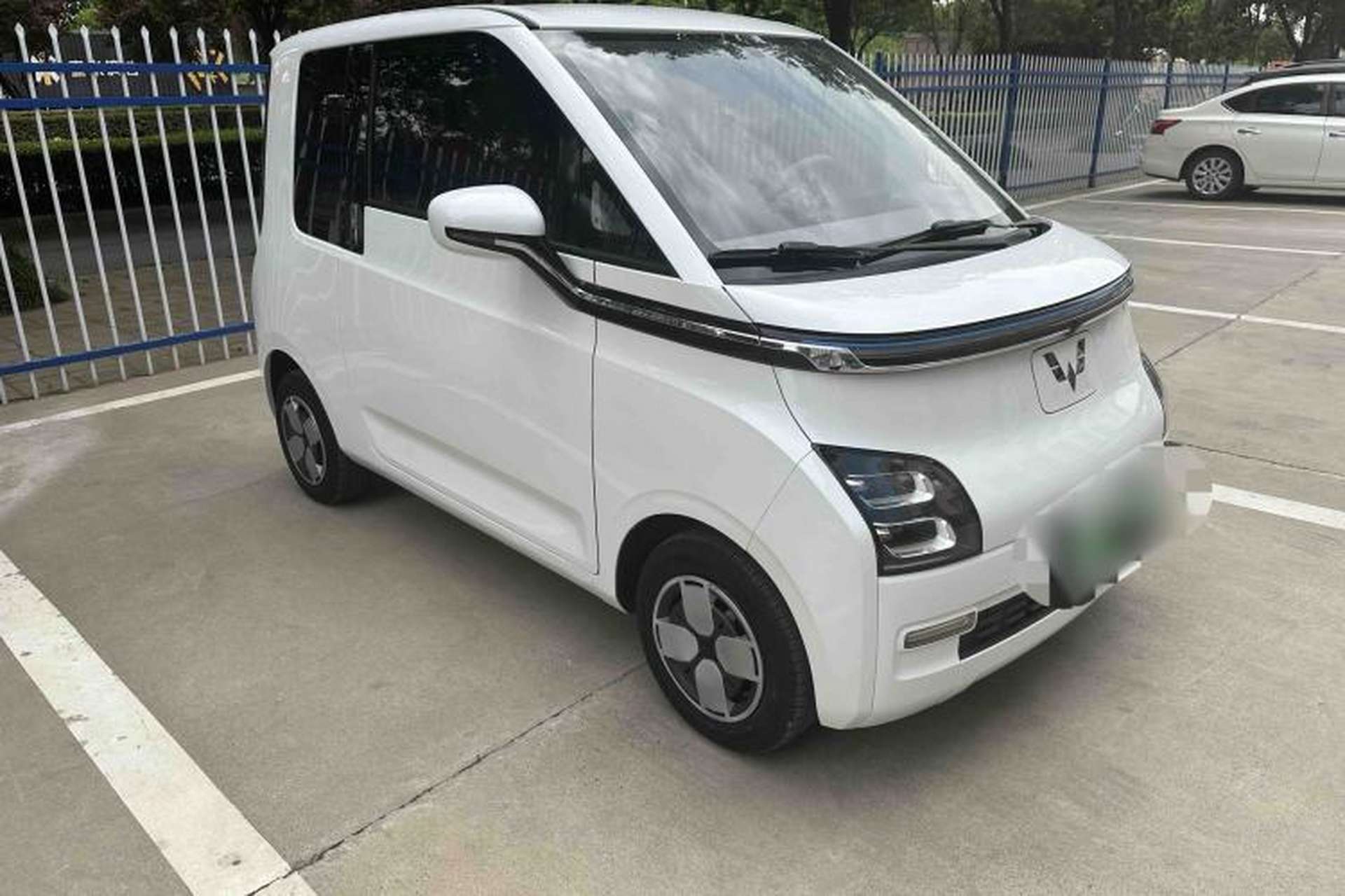 Used Wuling Air ev 2023 - Four Seats - Advanced Edition Exterior 5