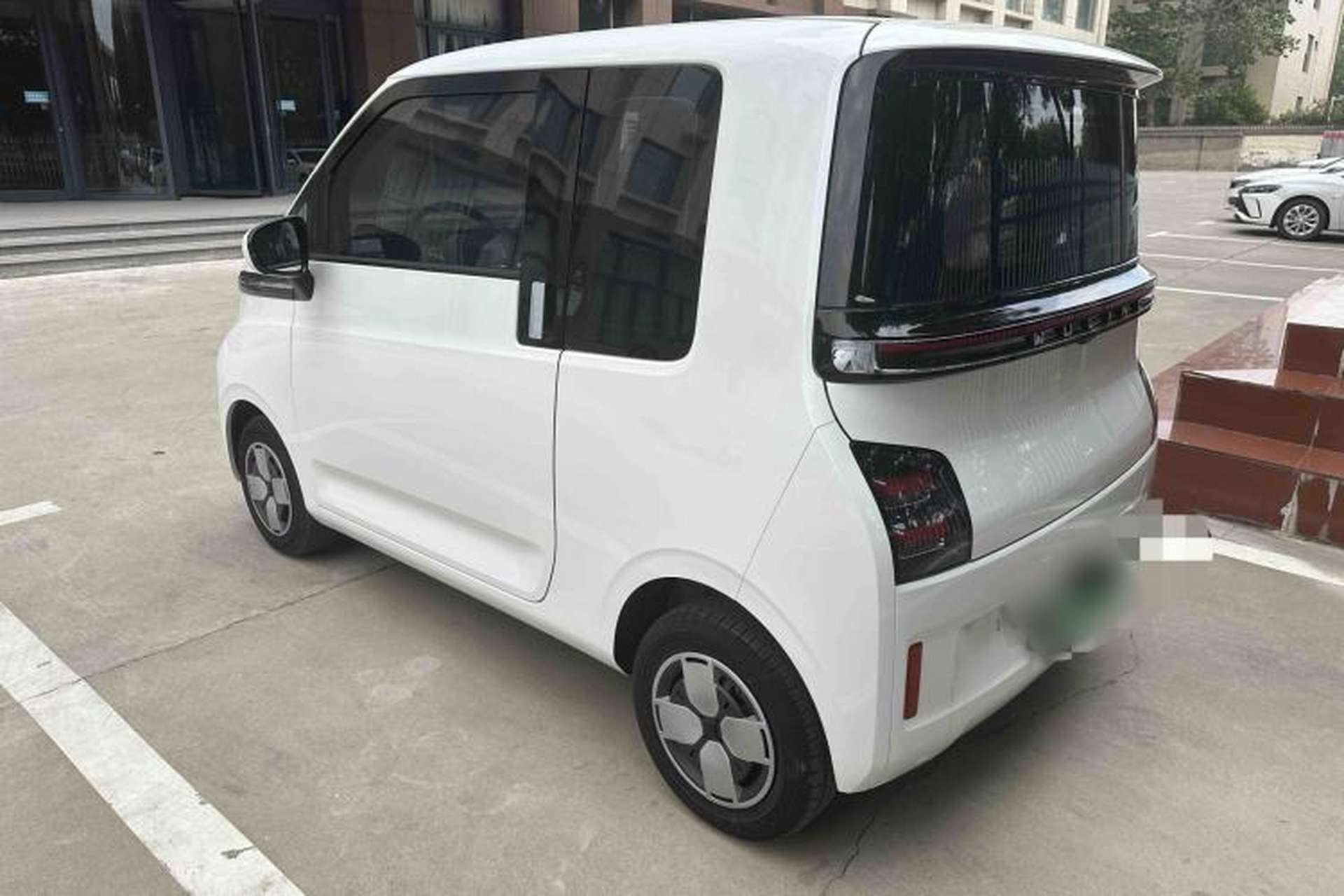 Used Wuling Air ev 2023 - Four Seats - Advanced Edition Exterior 8