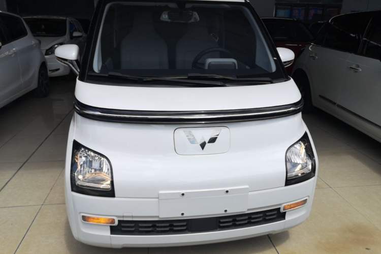 Used Wuling Air ev 2023 - Four Seats - Standard Edition Front
