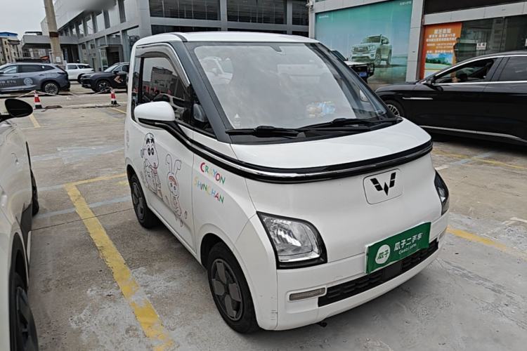 Used Wuling Air ev 2023 – Two-Seater - Standard Edition Front Right 45 Deg