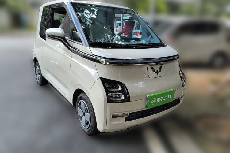 Used Wuling Air ev 2023 - Four Seats - Advanced Edition Front Right 45 Deg