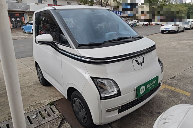 Used Wuling Air ev 2023 – Two-Seater - Standard Edition Front Right 45 Deg
