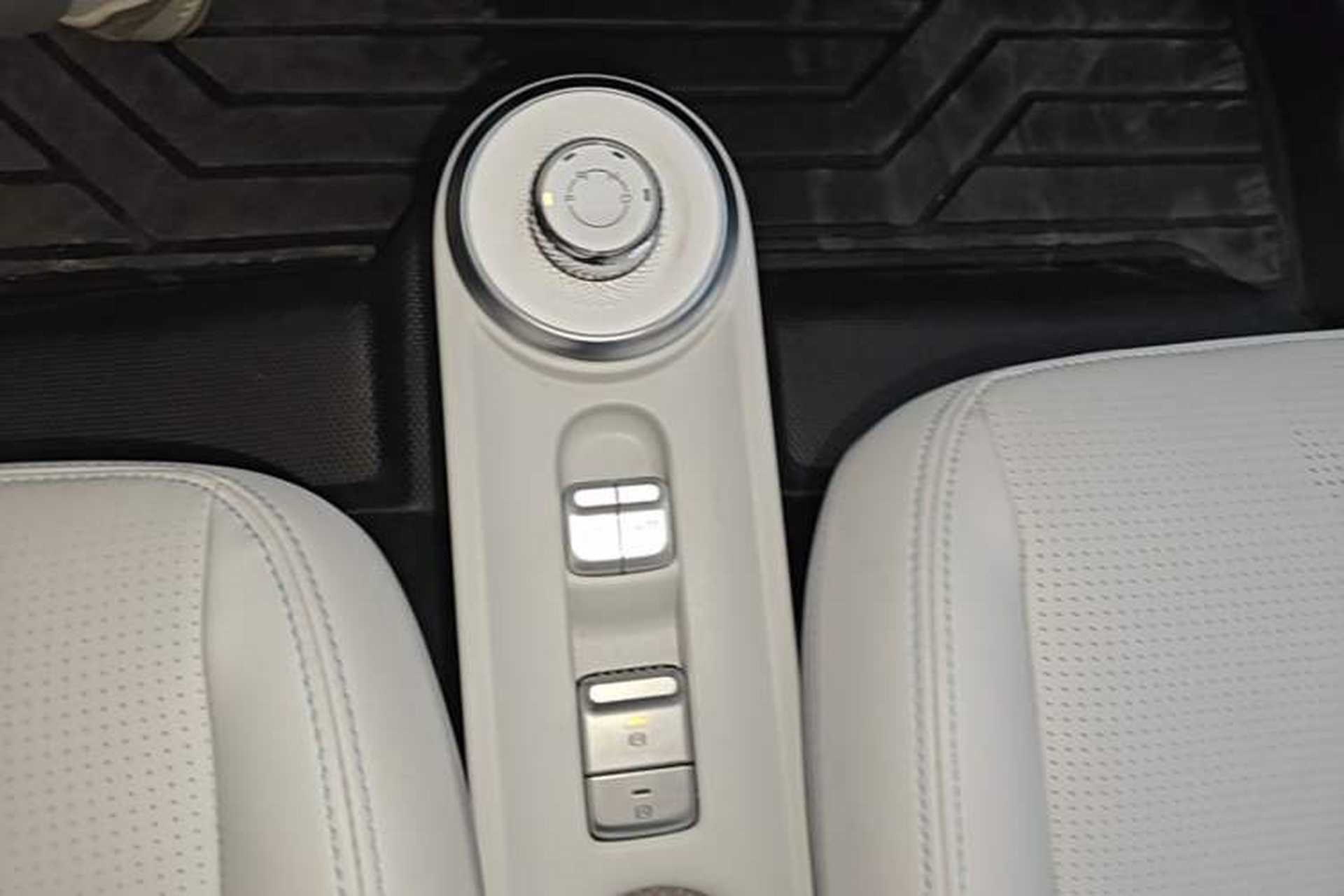 Used Wuling Air ev 2023 - Four Seats - Advanced Edition Gear Lever