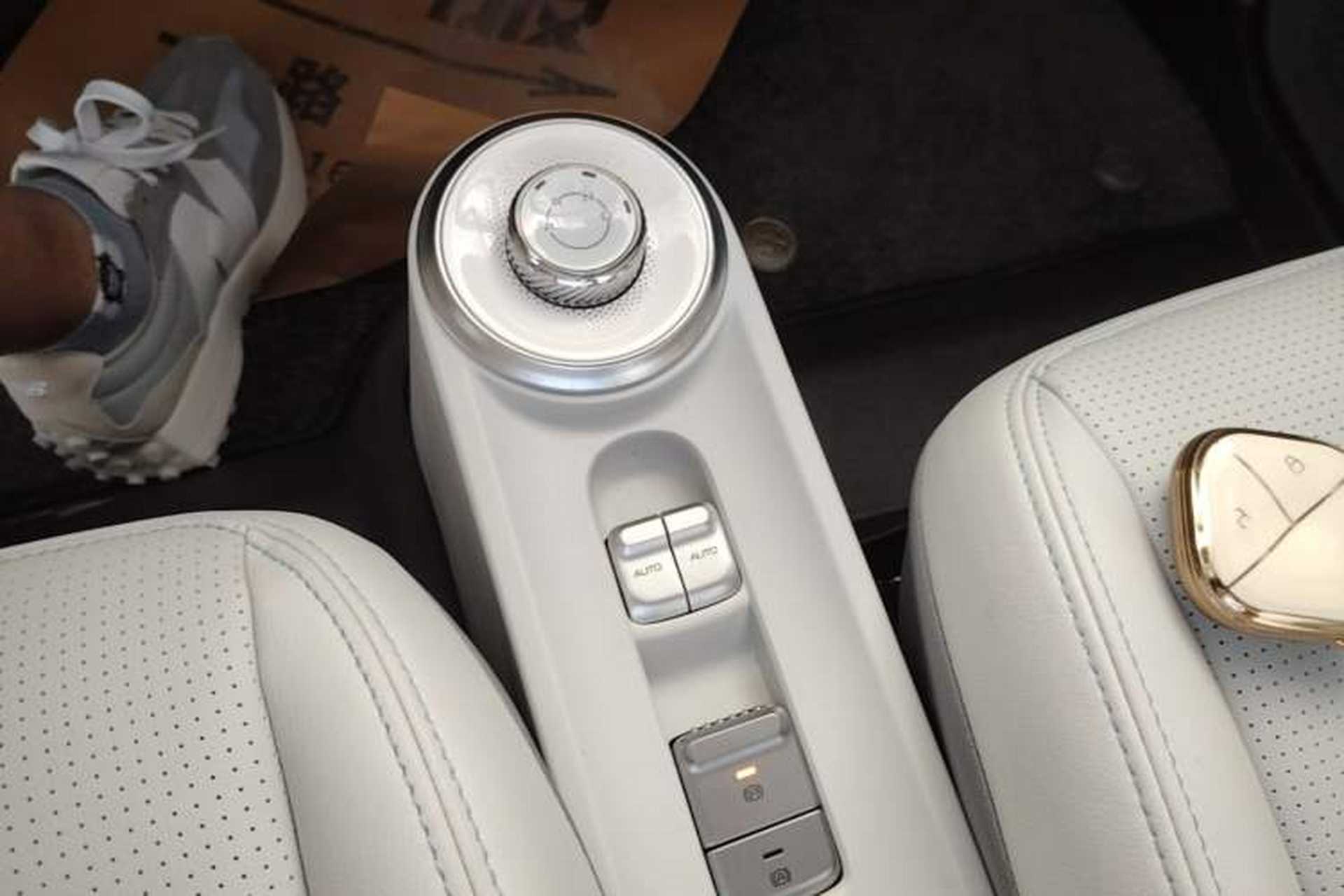 Used Wuling Air ev 2023 - Four Seats - Advanced Edition Gear Lever